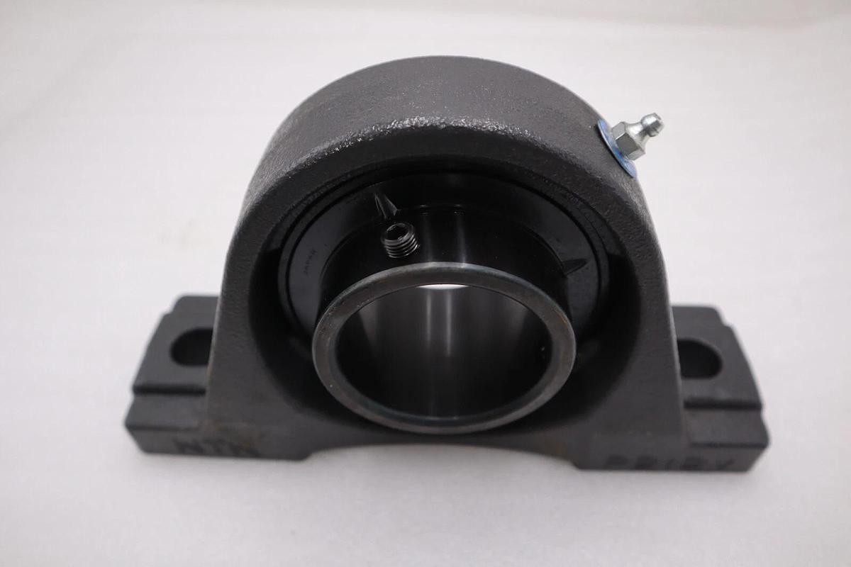 NTN UCP-2.7/16 PILLOW BLOCK BEARING 2-7/16 BORE - NEW NO BOX STOCK H1086