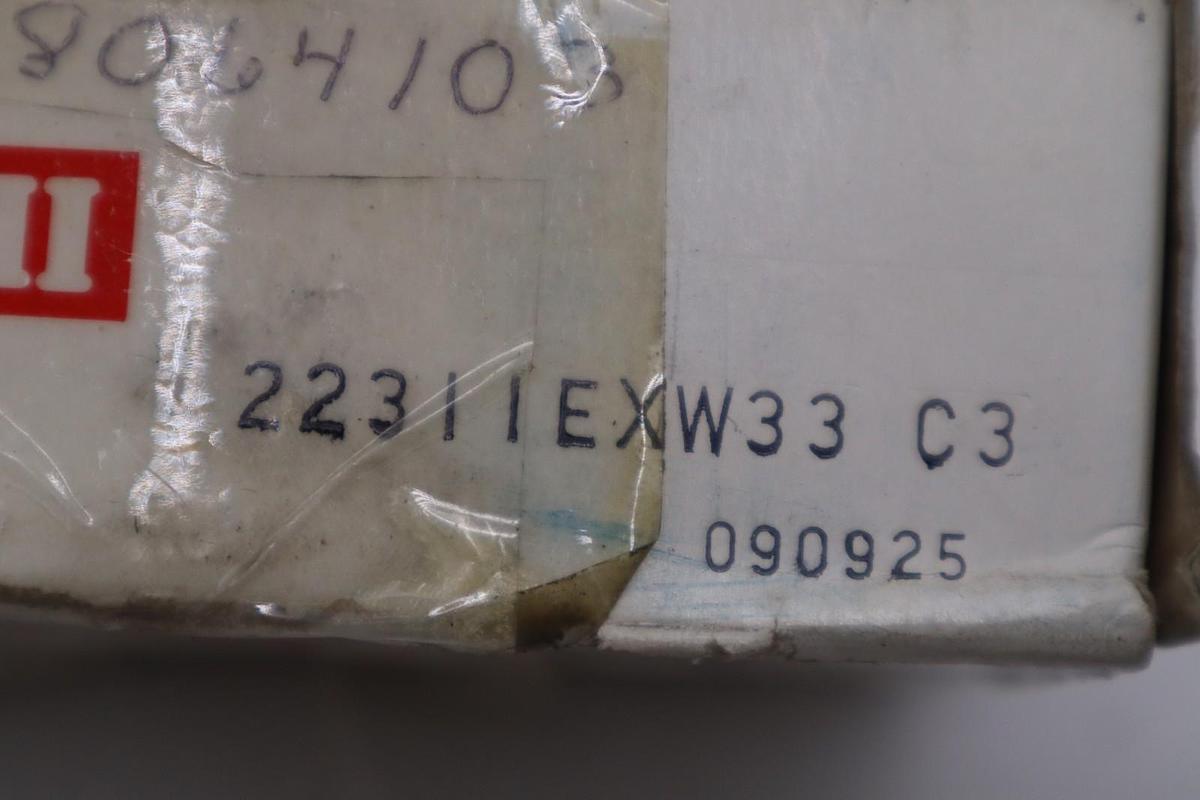 Used NEW OPEN BOX NACHI 22211EXW33C3 BEARING STK H931A