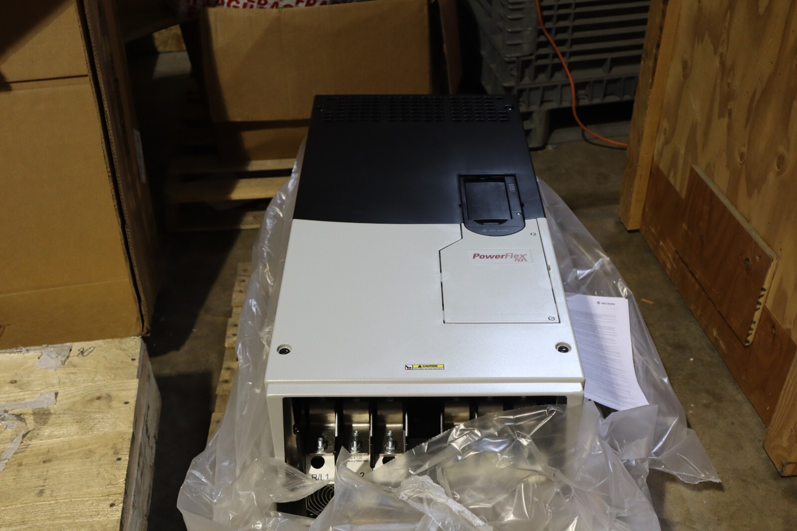 NEW Allen Bradley PowerFlex 753 VFD 20F1ANC456JA0NNNNN 350 HP FRN: 14.004 S-212