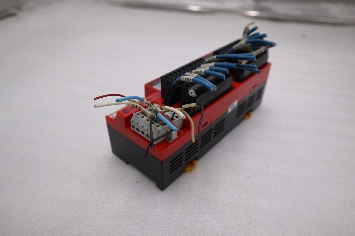 Used AB ALLEN BRADLEY 1791DS-IB8X0B8 I/O MODULE STOCK H1814