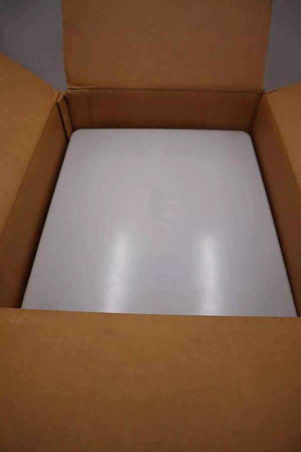 NEW IN BOX STAHLIN ROBROY J1412HPL FIBERGLASS ENCLOSURE STOCK G474