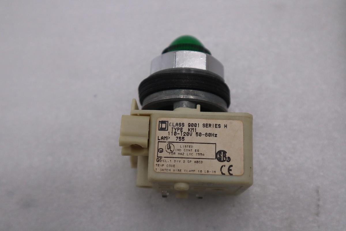 Used SQUARE D 9001 KP169 PILOT LIGHT GREEN LENS STOCK #G-99B