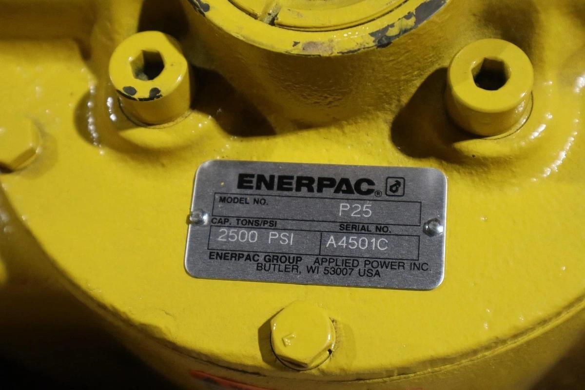 Used ENERPAC P25 Hand Pump 1 Speed 2,500 psi 200 cu - STOCK SGF65