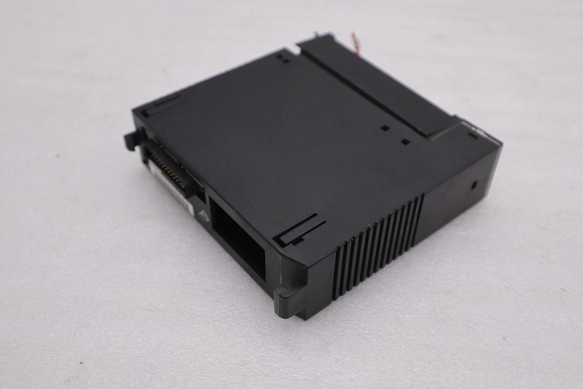 Used LOT OF 2 GE Fanuc IC693MDL645B Module STOCK 5355