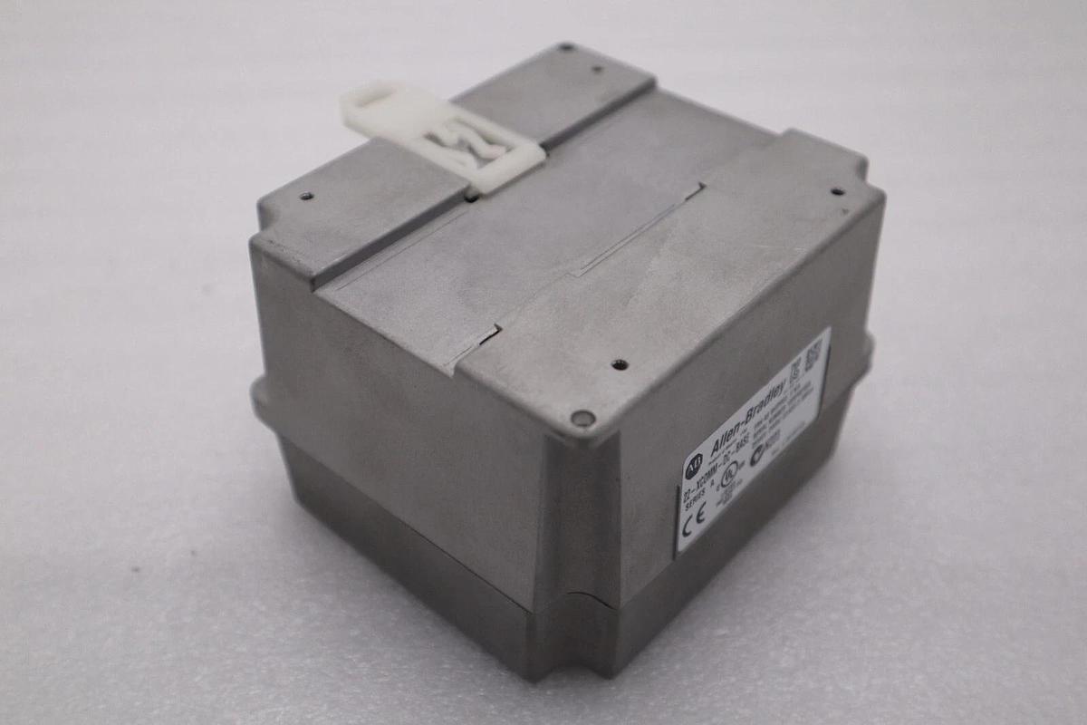 Used Allen-Bradley 22-XCOMM-DC-BASE Series A DSI External Com Adapter  STOCK K-1556C
