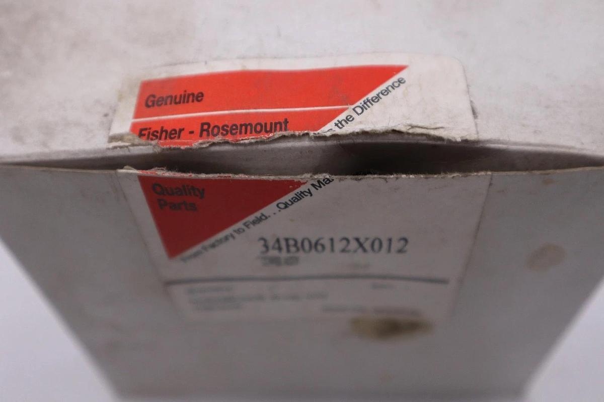 Used Fisher 34B0612X012 Cover Assembly - STOCK GF116A