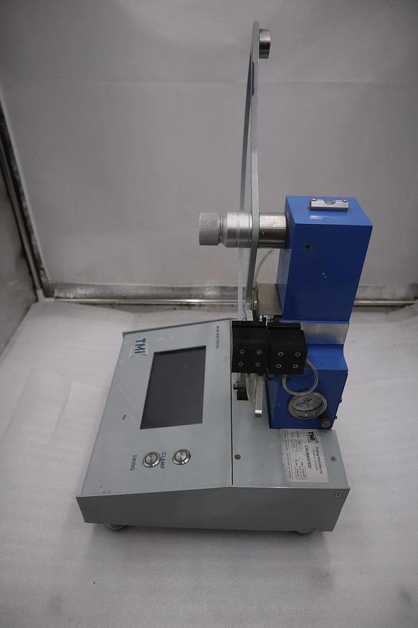Used TMI TESTING MACHINE INC. 83-76 / 83-76-01-0001 Elmendorf Tear Tester STOCK #CC65
