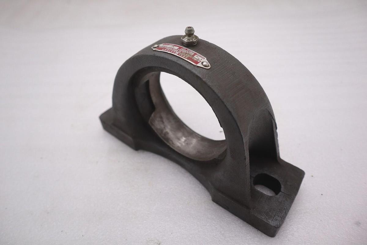 Used SEALMASTER NP-31 PILLOW BLOCK BEARING 1-15/16" STOCK #B-914
