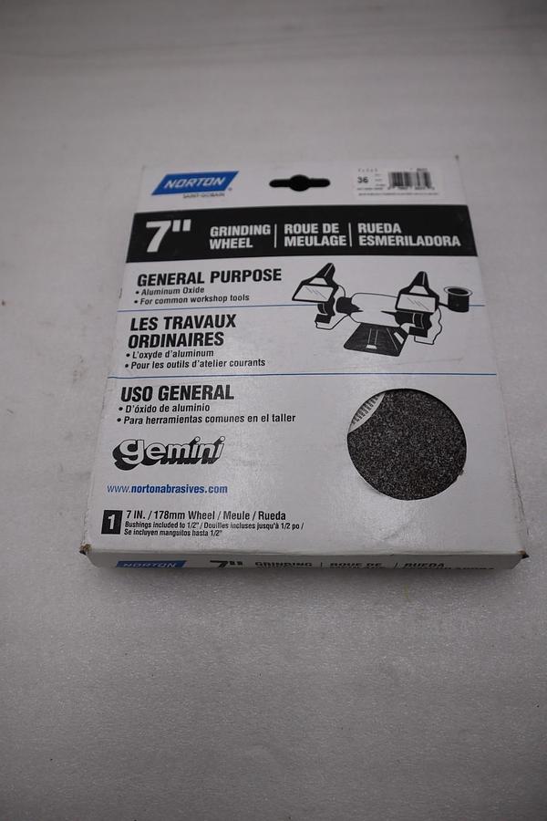 LOT OF 4 Norton 7" Grinding Wheel 7x1x1 36 Grit NEW IN BOX STOCK H164