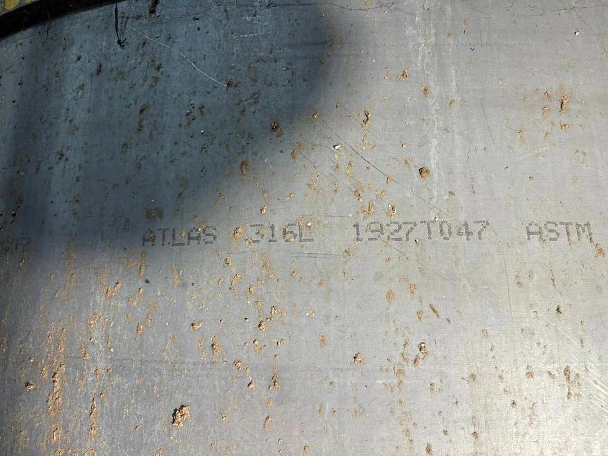 Used 7,600 GALLON 10' DIAMETER X 13' TALL L316 STAINLESS STEEL TANK