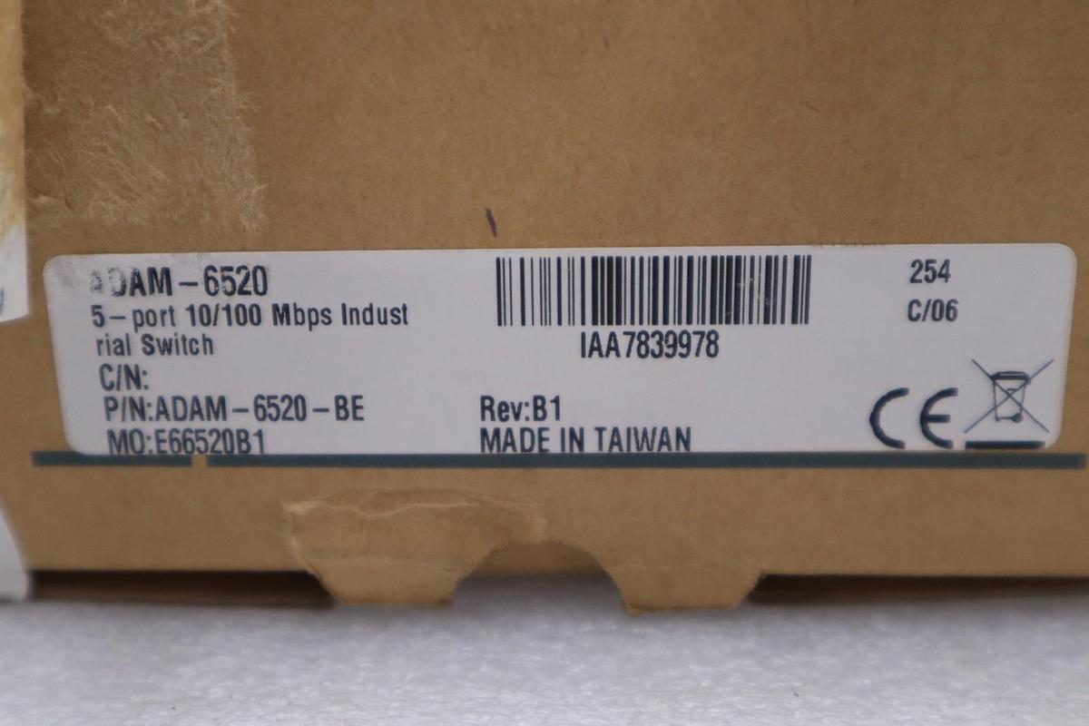 Used NEW OPEN BOX Adam Adam-6520 Ethernet Switch STOCK H549A