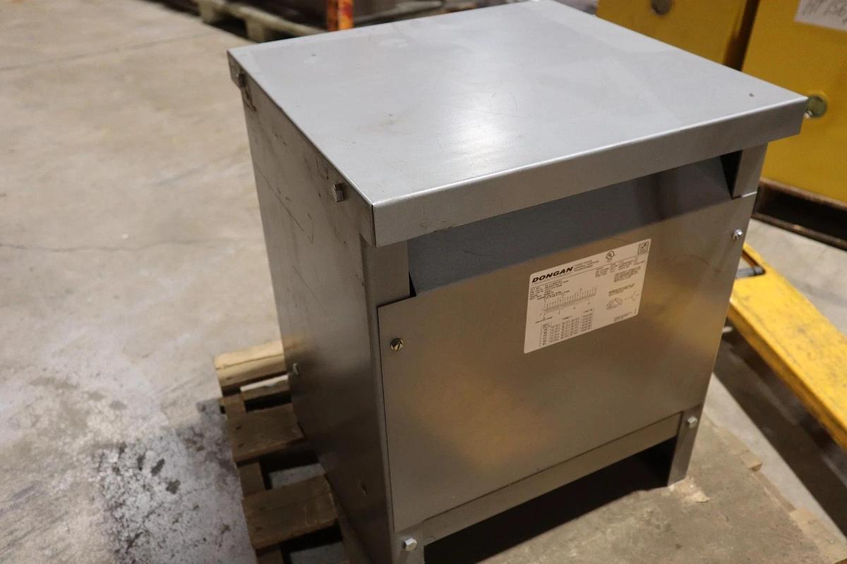 Used DONGAN 63-11-8637SH TRANSFORMER 3 PH 400/460V DELTA 3P3W STOCK HP161
