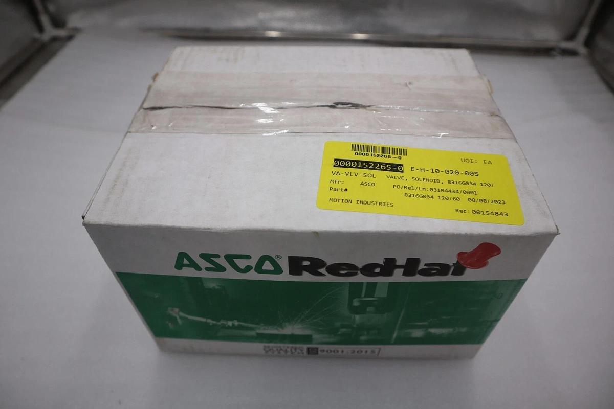 Used NEW IN BOX ASCO 8316G034 RedHat II Solenoid Valve 1" 3-Way 120/60 VAC STOCK G511
