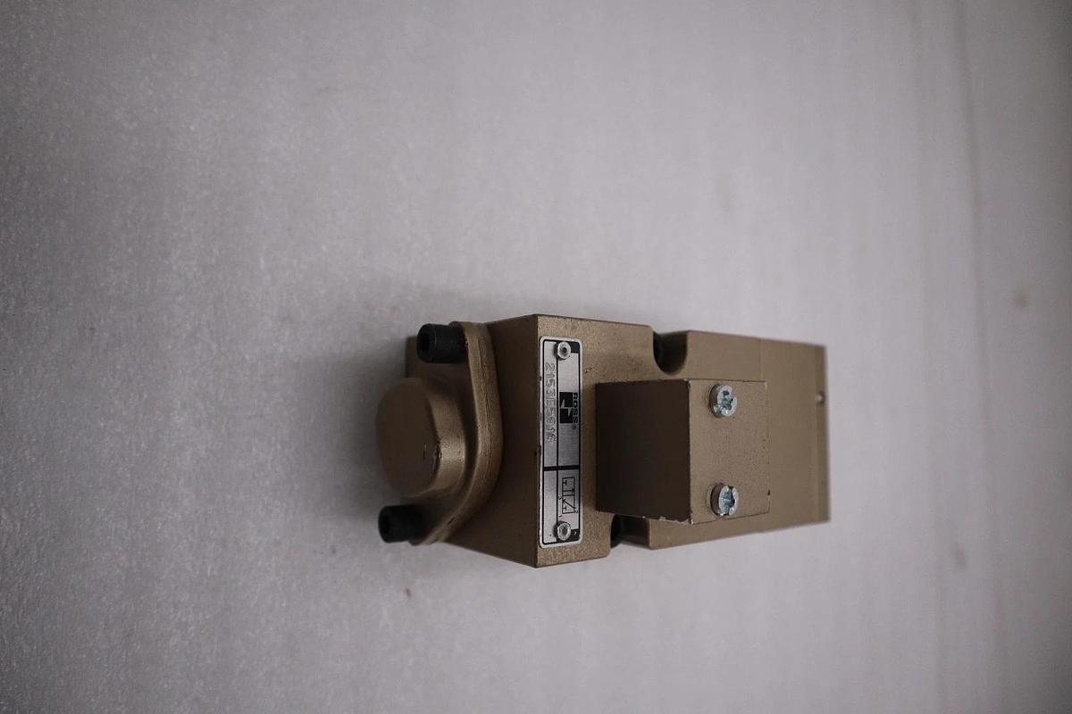 ROSS CONTROLS 2153E5916 / 2153E5916 NEW OPEN BOX STK H1622