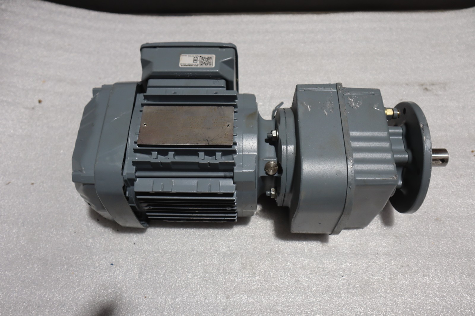 Used Sew Eurodrive RF17 DRN71MS4 Gearmotor - STOCK SGF76