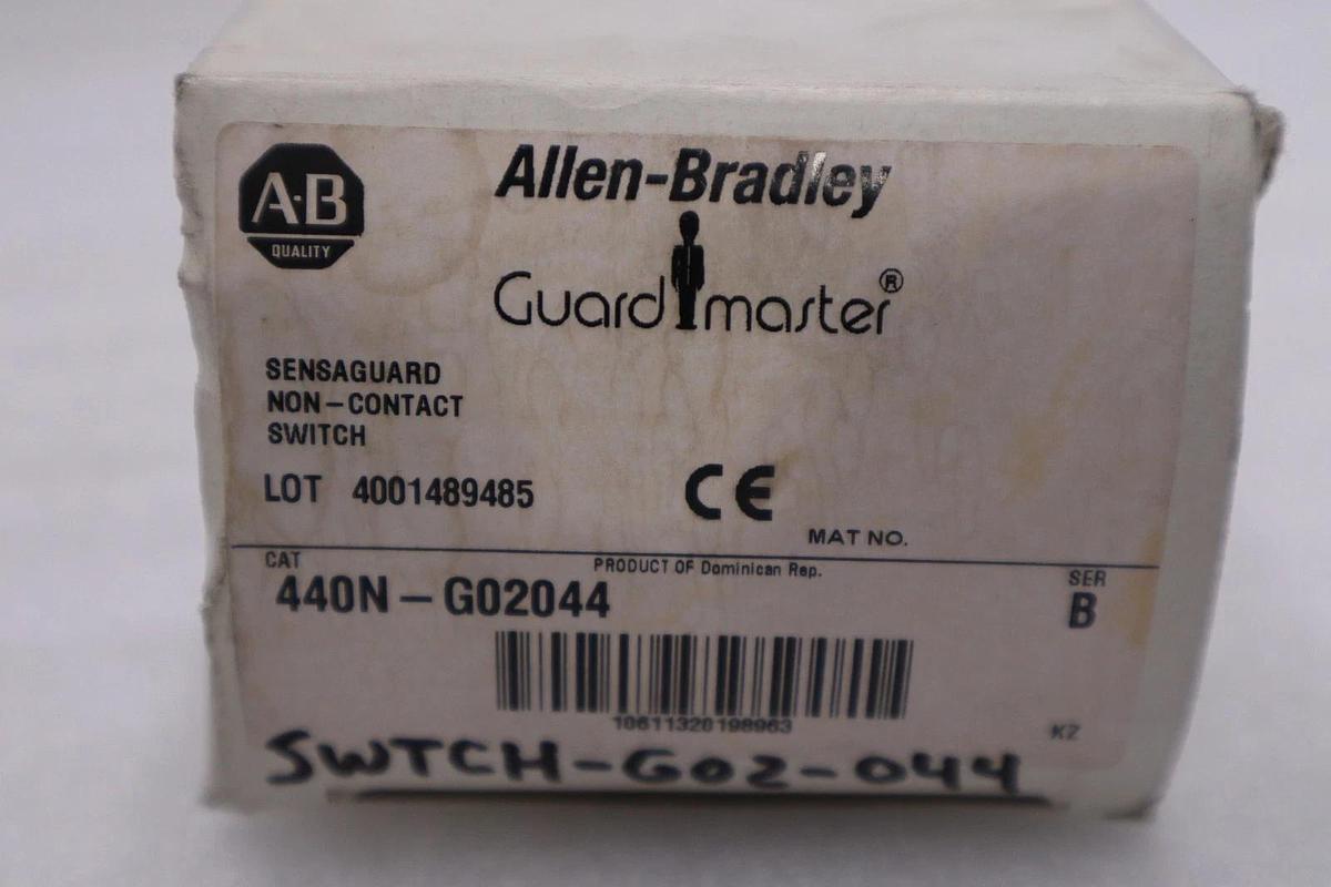 NEW OPEN BOX AB Allen Bradley 440N-G02044 Guardmaster Safety Switch STK GF119A
