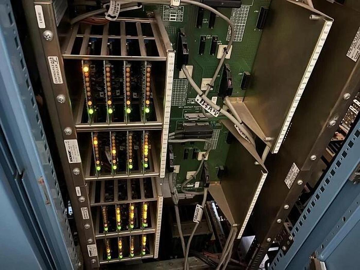 Used ROSEMOUNT SYSTEM 3 DCS SYSTEM MODEL 6000 STOCK 904003