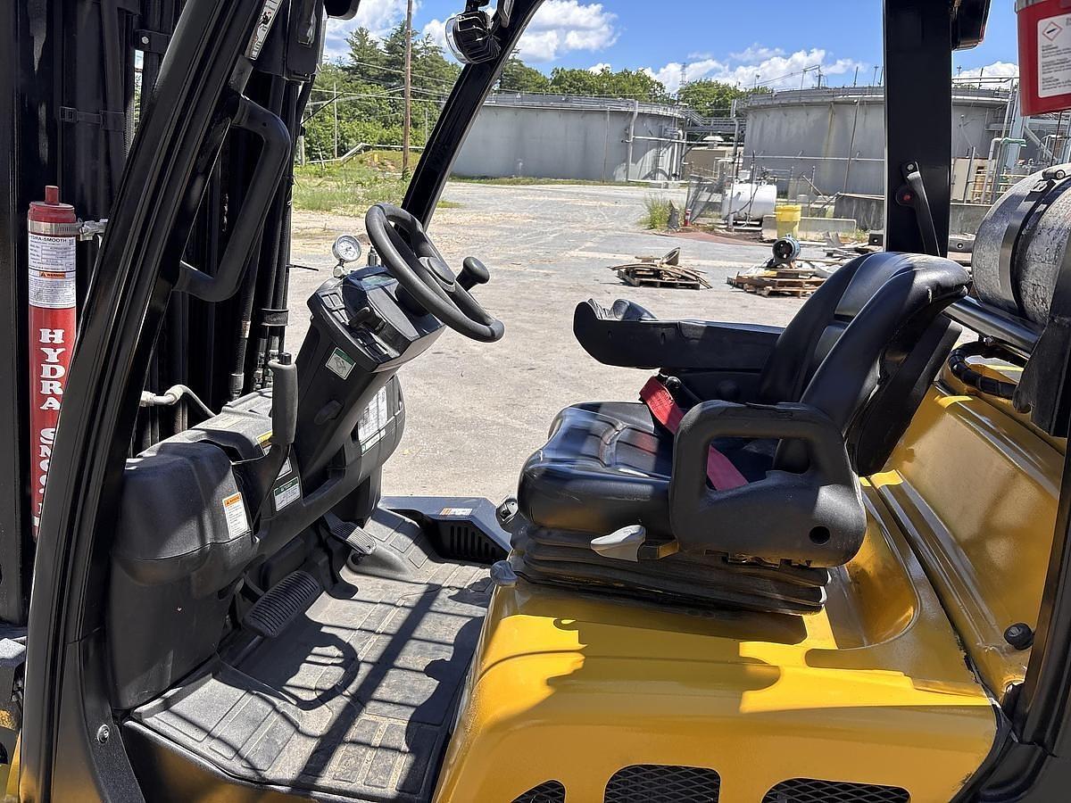 Used 12,000 POUND YALE GLC120VX FORKLIFT TRUCK WITH 84" CASCADE PAPER CLAMP