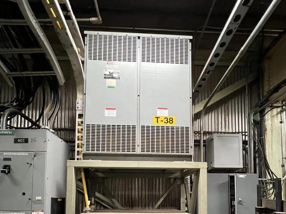 Used 4160/480 FEDERAL PACIFIC DRY TYPE TRANSFORMER 275 KVA (T38)
