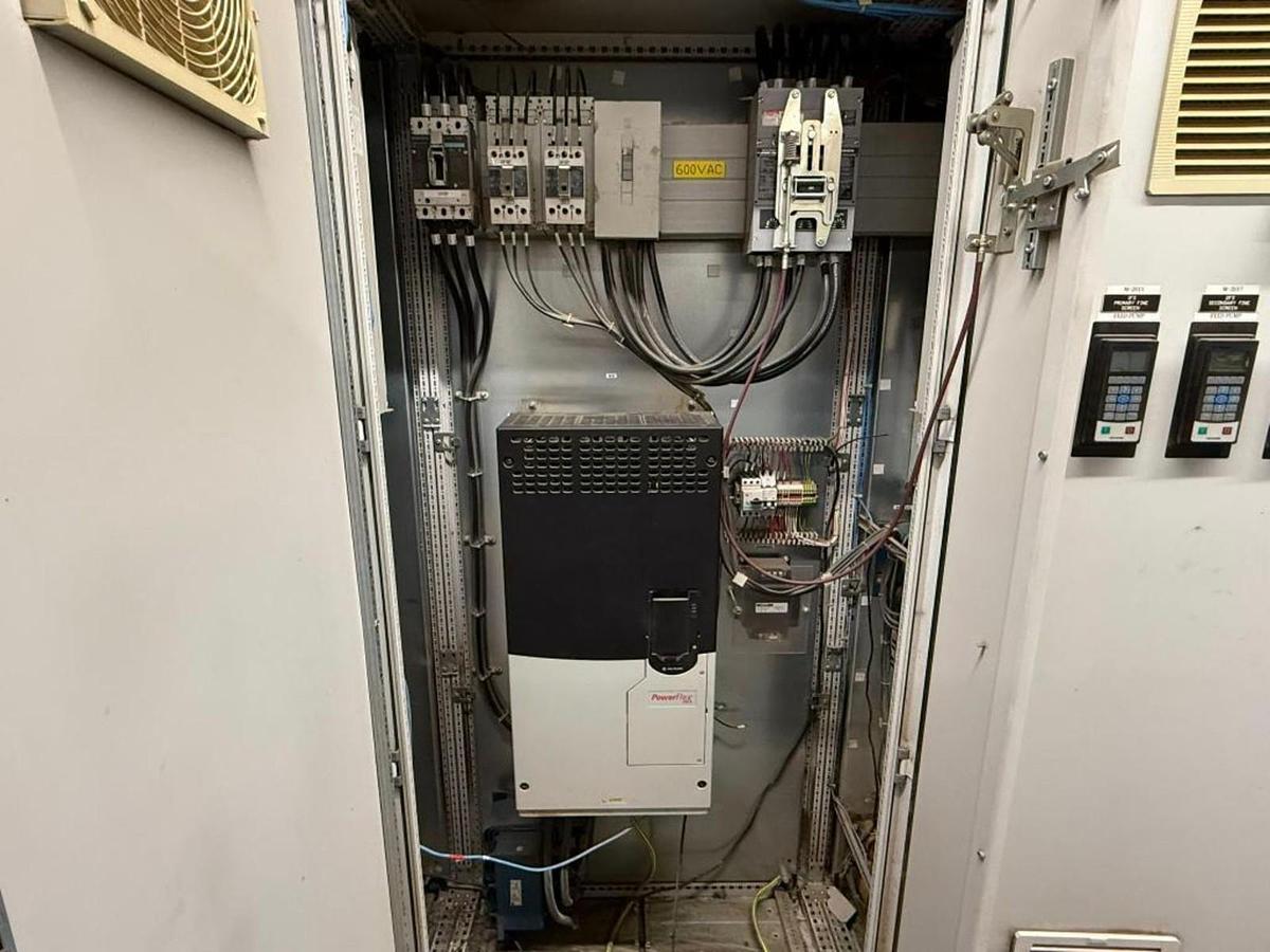 Used 200 HP ALLEN BRADLEY POWERFLEX 755 DRIVE CAT. 20G1ANE192AN0NNNNN 600V