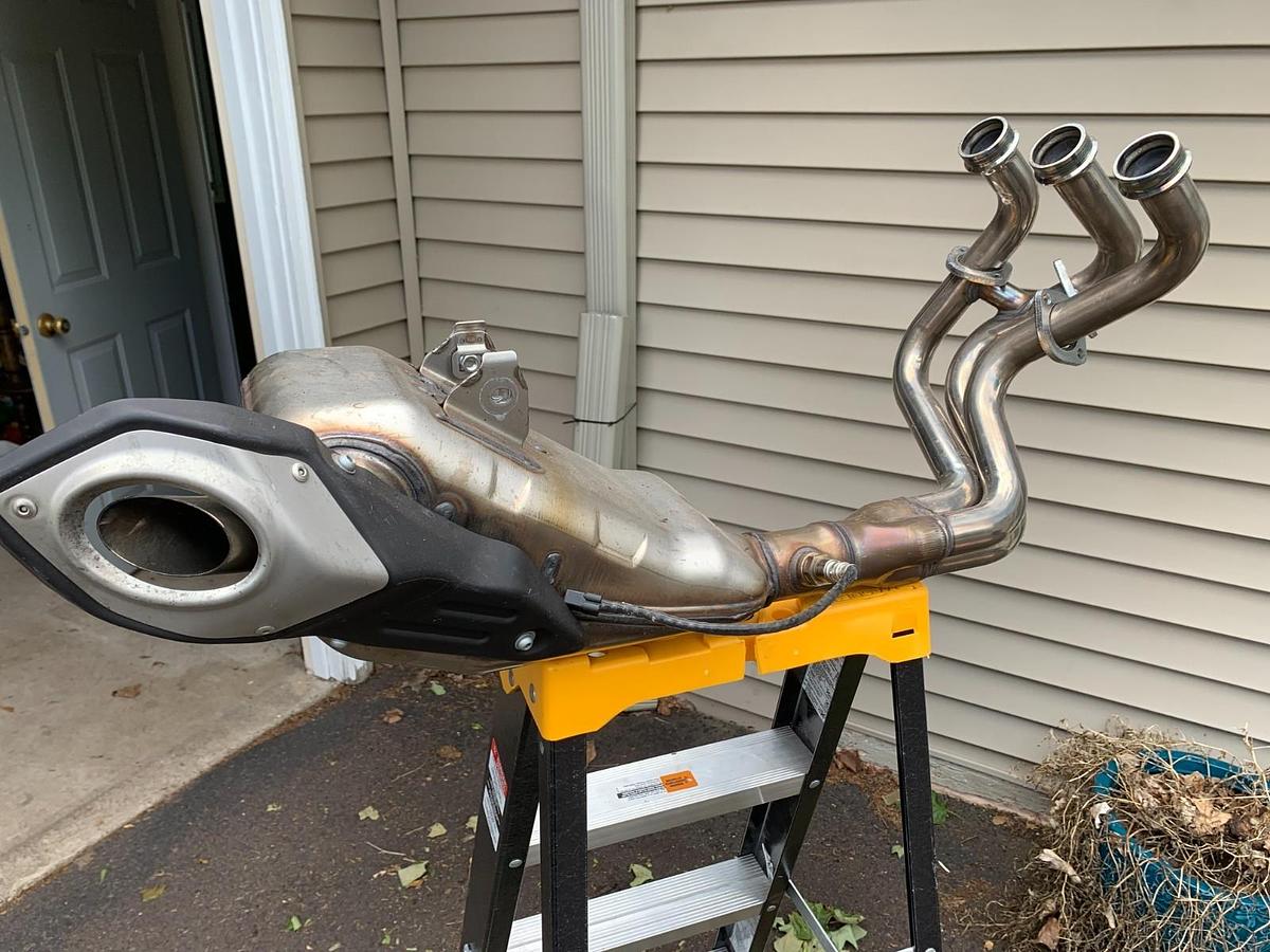 Used 2020 MT-09 stock exhaust
