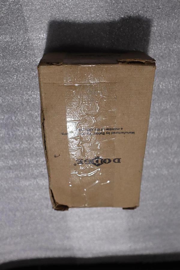 Used DODGE 058625 F2B-DL-104-NL 2-BOLT FLANGE BEARING 1-1/4" BORE STOCK B-1766