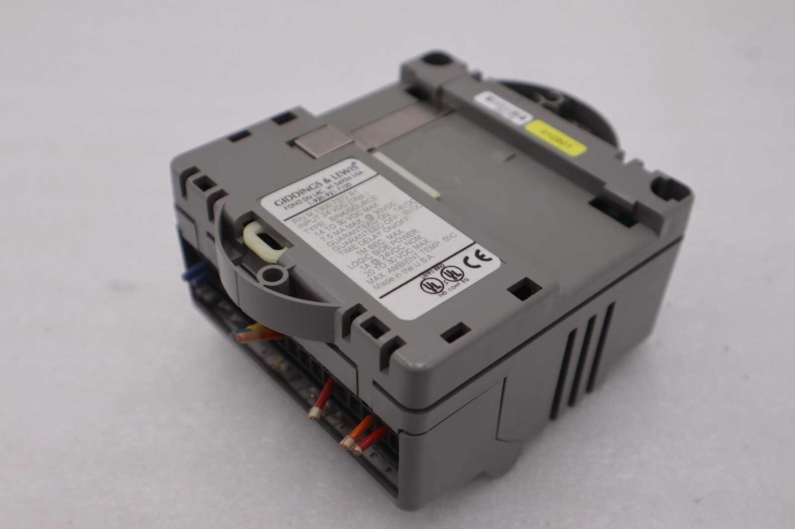 Used GIDDINGS & LEWIS M.1300.7372 R1 Input Module 24VDC SINK/SOURCE STOCK 644-D
