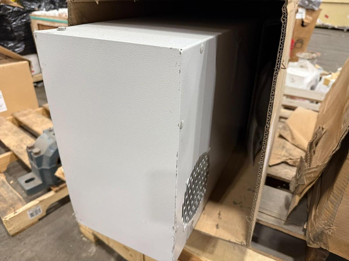 Used Pfannenberg DTS 3141 P/N13385441255 460V 1PH, 2047/4500 BTUh Cooling Unit - NEW