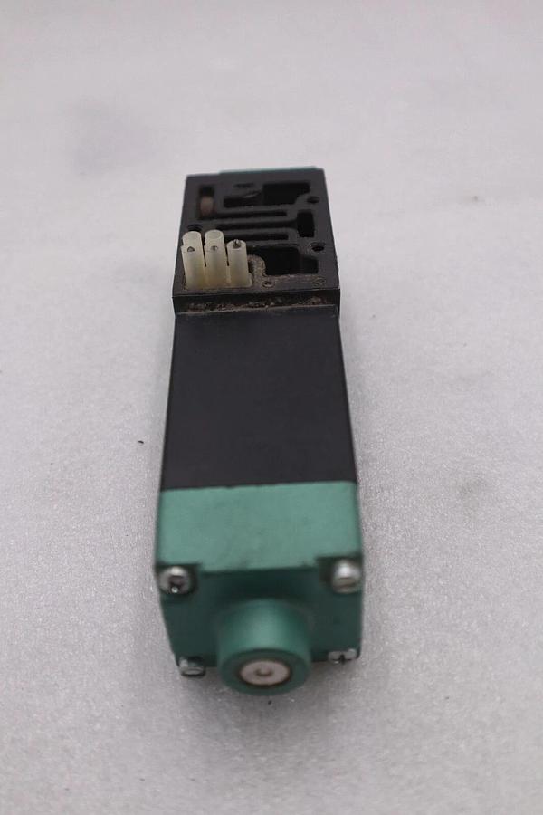 Used Numatics 225-372B Solenoid Air Control Valve 150 PSIG-AIR 24 VDC STOCK K-3816