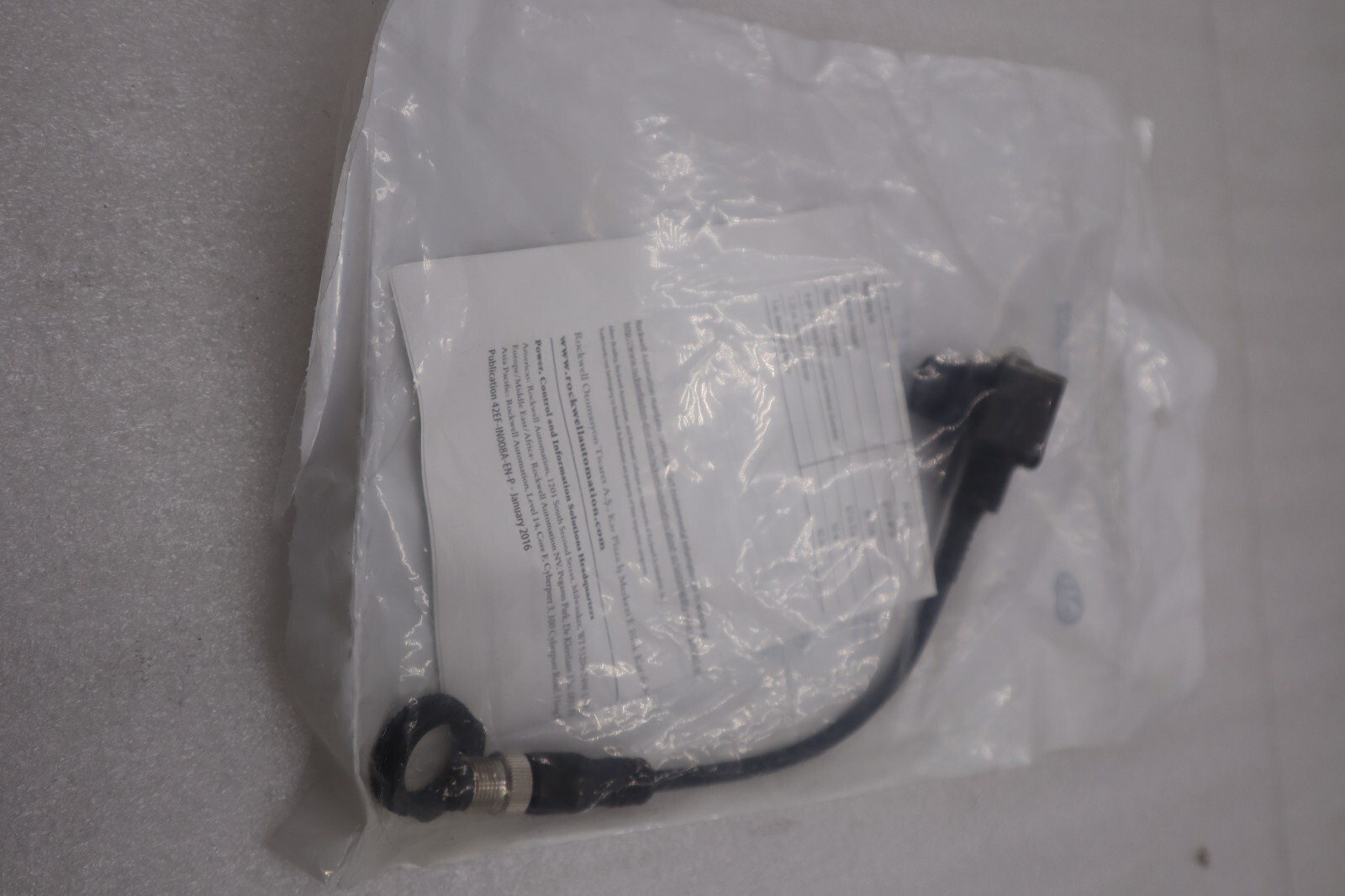 New 42EF-R2MPB-F4 Photoelectric Proximity Sensor Substitute STOCK H853