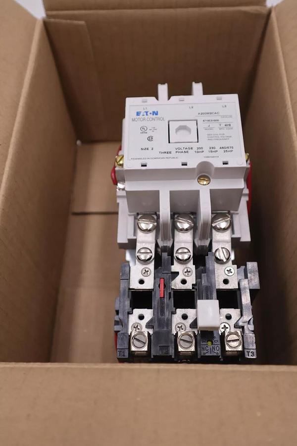 EATON A200M2CAC 6710C51G05 110/120V MODEL J NEW IN BOX NEMA SIZE 2 STOCK G61A