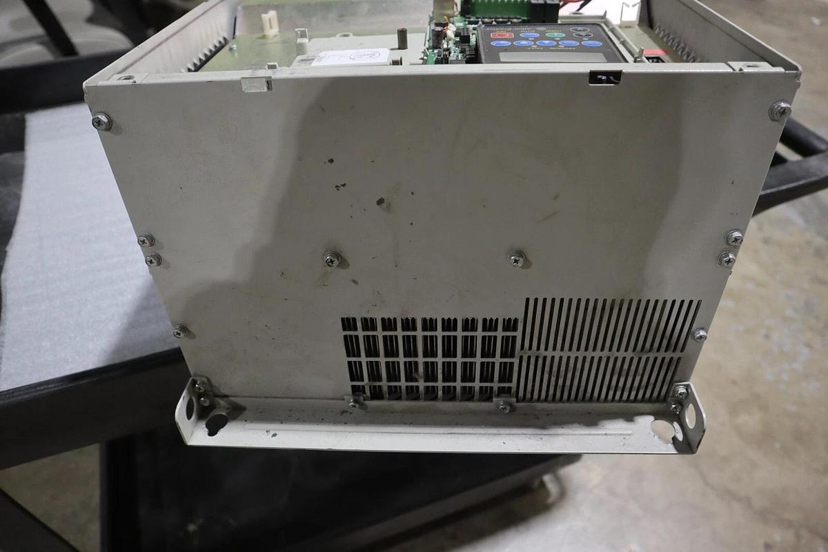 Used ALLEN BRADLEY 22C-D142A103 POWERFLEX 400 100HP STOCK S-570