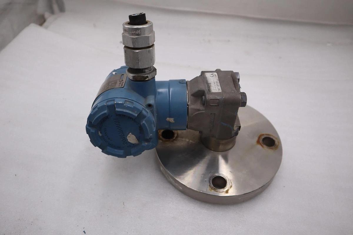 Used Rosemount 2051L3AA0FD21AA Pressure Transmitter 4 - 20 mA Hart STOCK 3528A