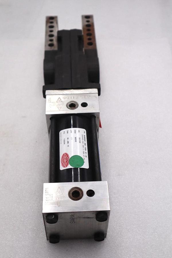 De-Sta-Co Auto Pneumatic Clamp 994MKAD-008-180A-97-44 Line 1.1 New Stock #2615