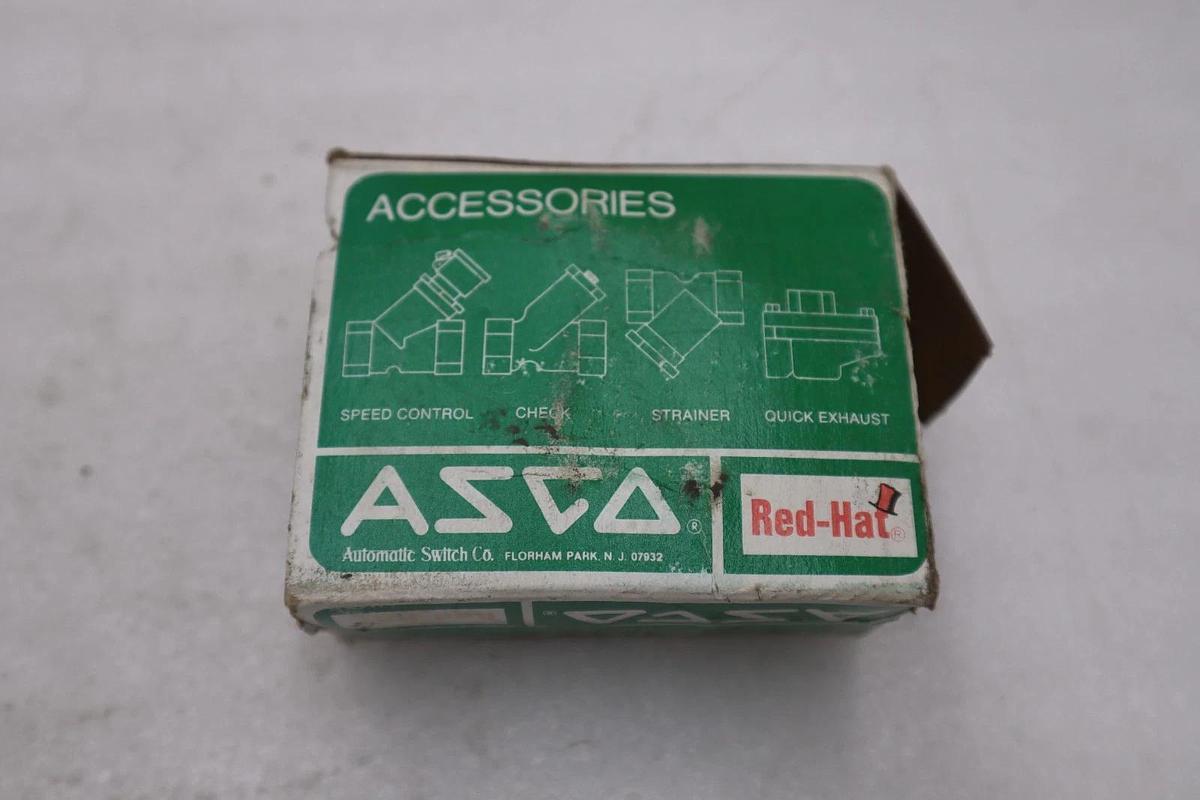 Used ASCO 8210D9 RedHat 3/4" Brass Solenoid Valve 8210 Series - NEW - STOCK GF659A