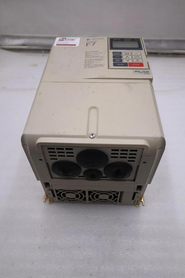 Used Yaskawa inverter CIMR-F7U4011 F7 AC Drive STOCK CC254