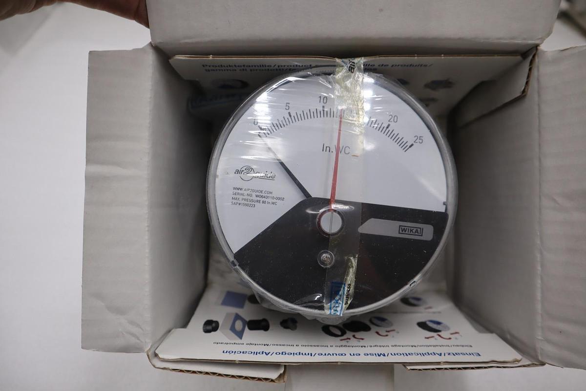 Used Wika Model A2G-10 Differential Low Pressure Gauge NEW OPEN BOX STK H154