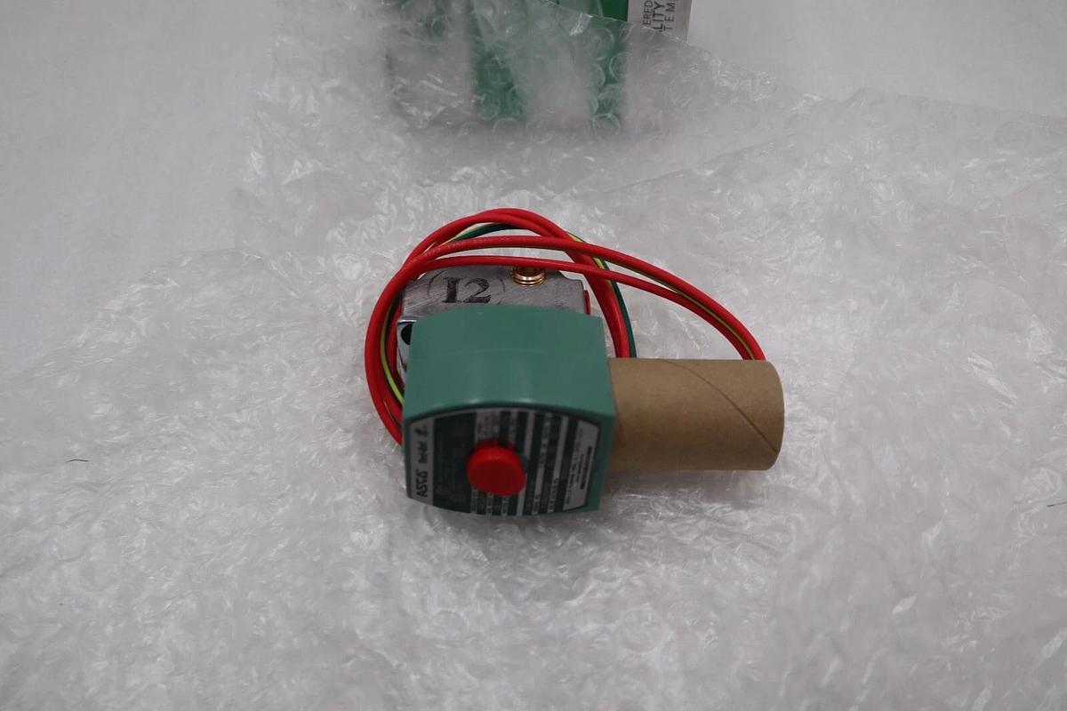 Used NEW ASCO REDHAT 8040H007 Solenoid Valve 2-Way/2-Position STOCK H298A