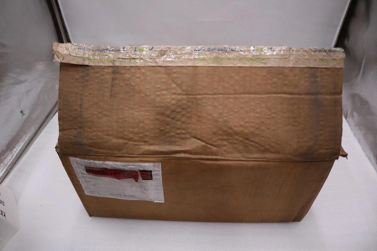 Used ALLEN BRADLEY 2711-T10C15L1 OPERATOR INTERFACE PANELVIEW TOUCH SCREEN - #GF302