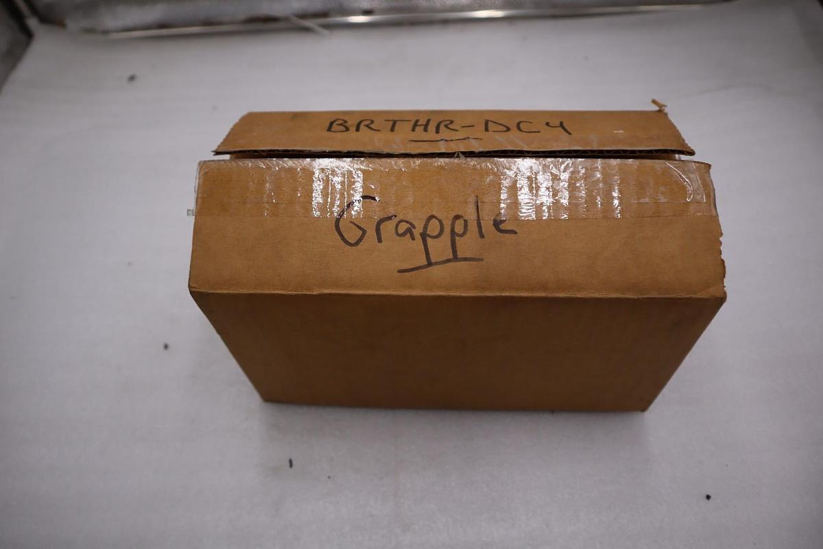Used NEW OPEN BOX Trico 39102 Watchdog Desiccant Breather STOCK GF438