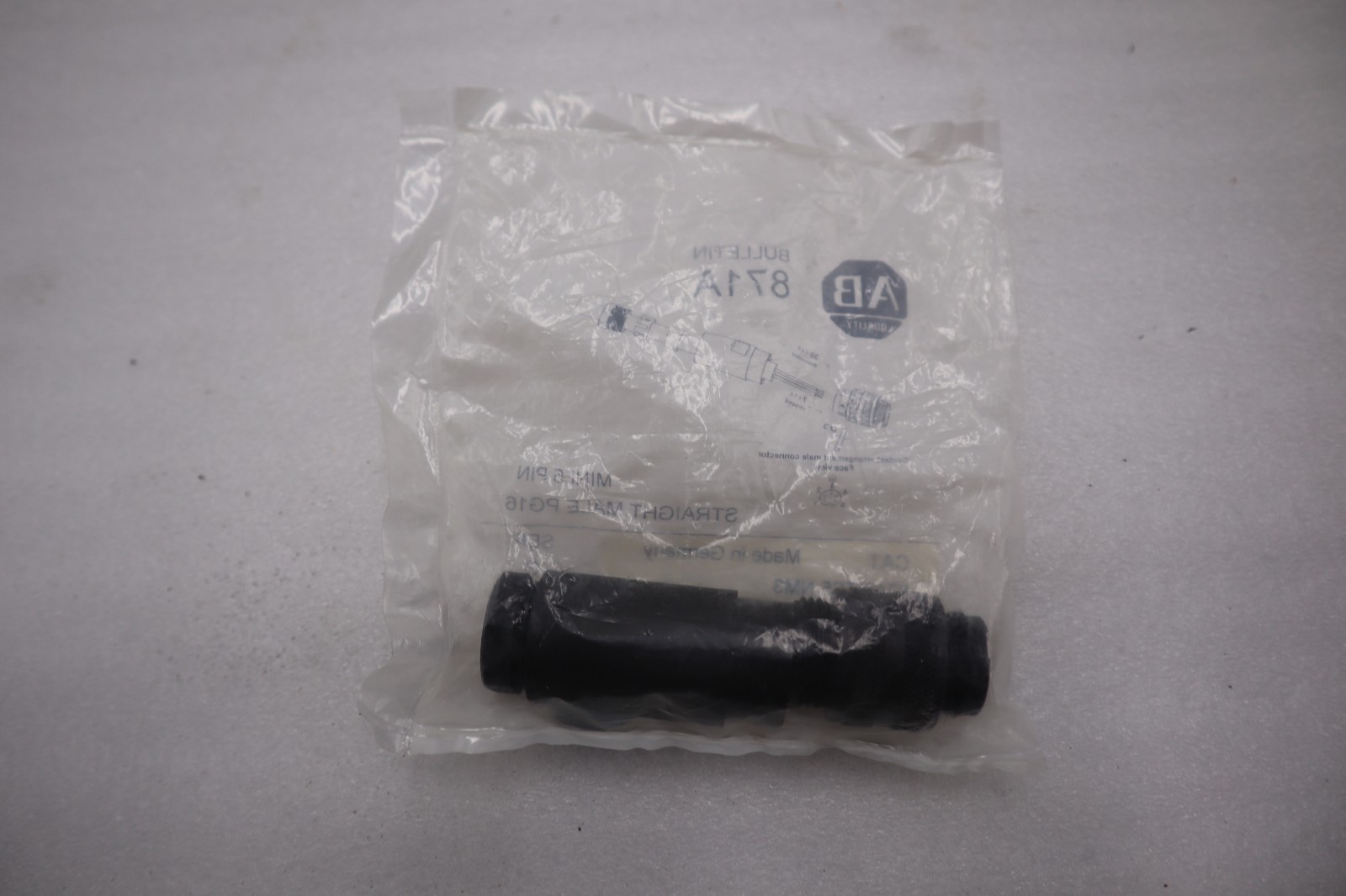 Allen Bradley 871A-TS5-N3 TERMINAL CHAMBER MINI STRAIGHT FEMALE STOCK H1592A