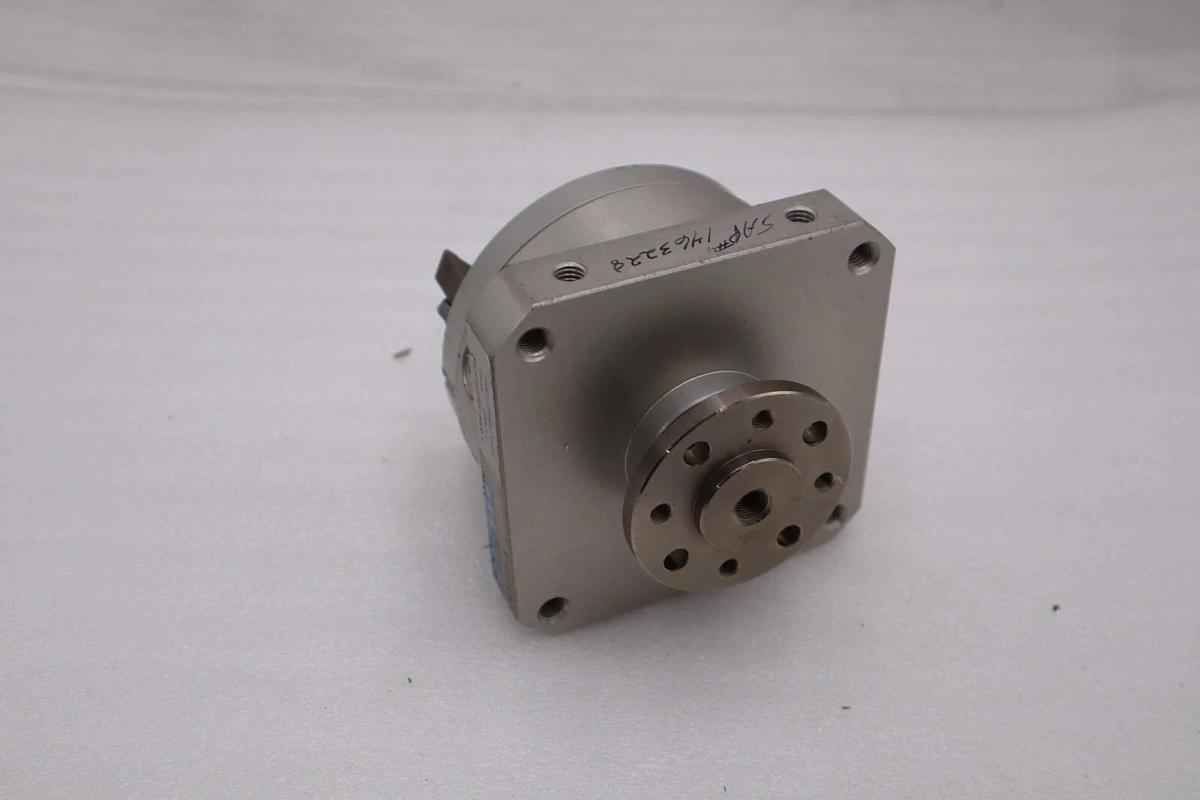 Used NEW FESTO 157660 DSM-32-270-P-FW Semi-Rotary Drive STOCK H388A