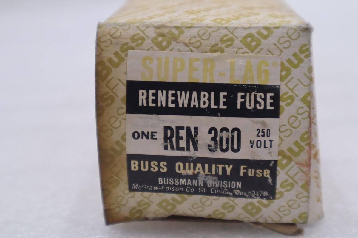 Used BUSSMANN REN300 FUSE  RENEWABLE LINK FUSE 250 VOLT 300 AMP STOCK 2095A