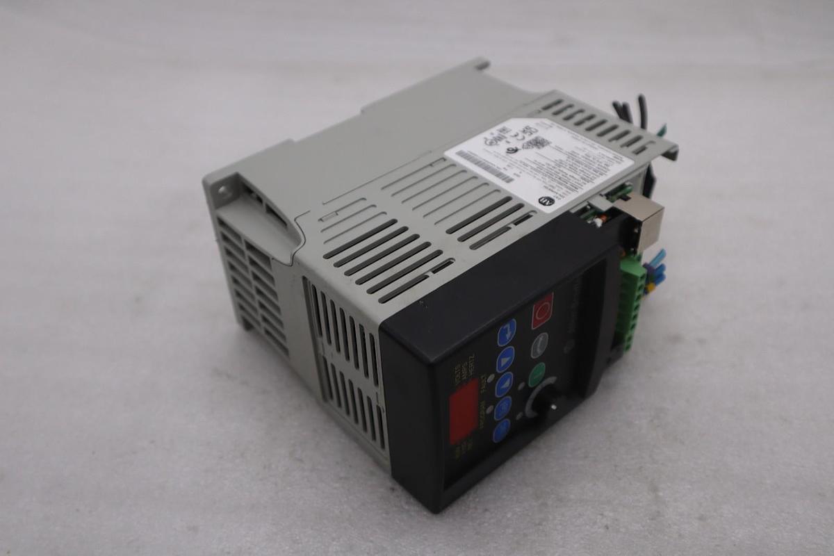 Used Allen-Bradley 22A-A4P5N104 Adjustable Frequency AC Drive, 240V, 1Ø, 4.5A, 0.75kW