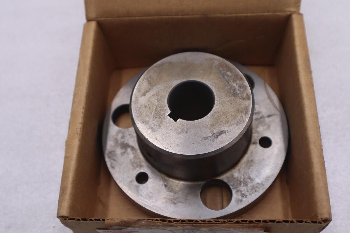 Used New OPEN BOX REXNORD 811410  HUB AMR 162 NB STOCK B-770