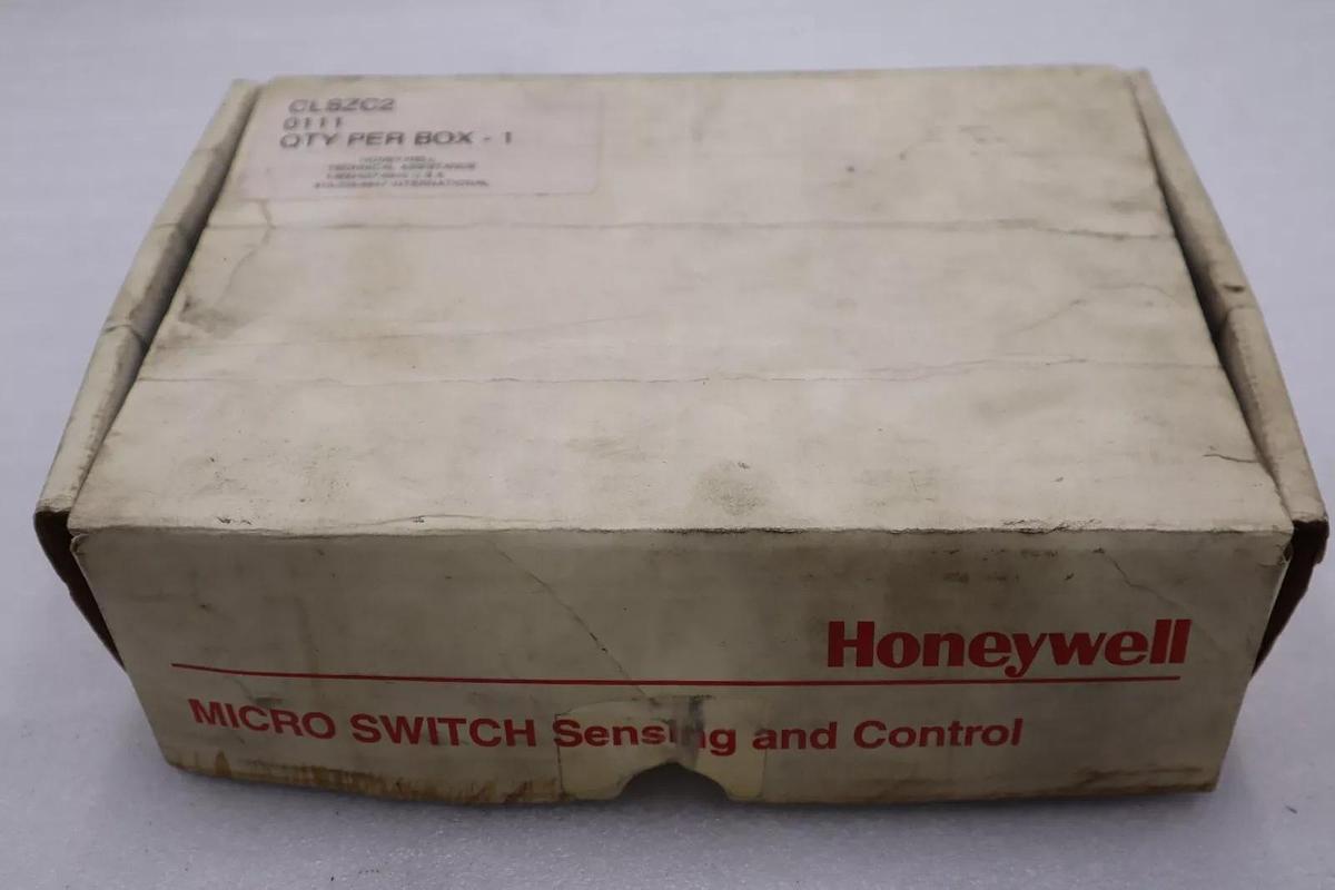 Used NEW HONEYWELL CLSZC2 Cable 50 ft Plastic Coated Steel STOCK 4506