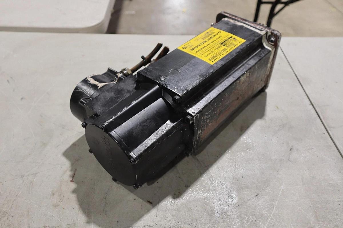 Used REXROTH MKE098B-047-GP0-BUNN / R911330073 HAZARDOUS LOCATION SERVO MOTOR #S-668