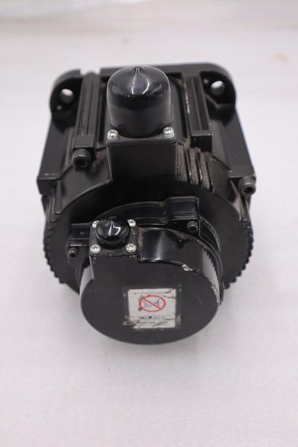 Used YASKAWA SGMGV-13D3A61 AC SERVO MOTOR SGMGV13D3A61 NEW NO BOX STOCK H1259