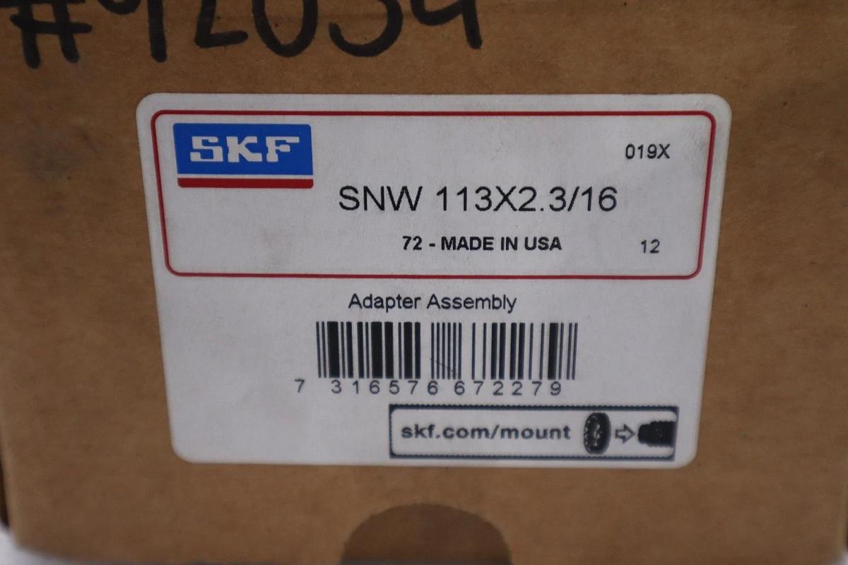Used NEW IN BOX - SKF SNW113X2.3/16 BEARING ADAPTER SLEEVE - STOCK 3010CC