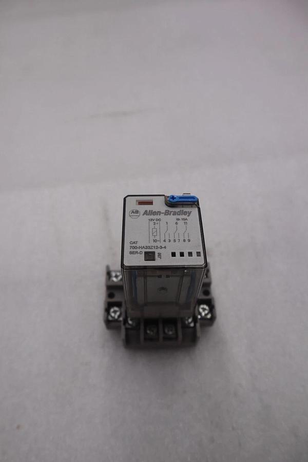 Used ALLEN BRADLEY 700-HA33Z12-3-4/ 700-HN126 RELAY 12VDC STOCK K-3404
